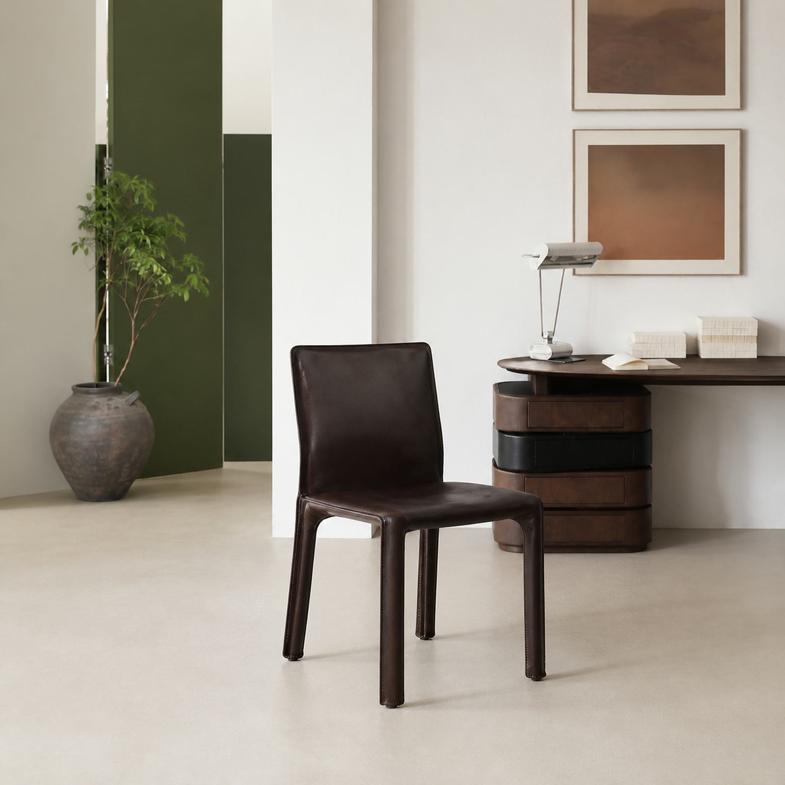 C560 C560 Dining Chair — view 02