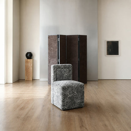 C630 C630 Dining Chair — view 02