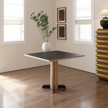 T748 T748 Dining Table — view 02
