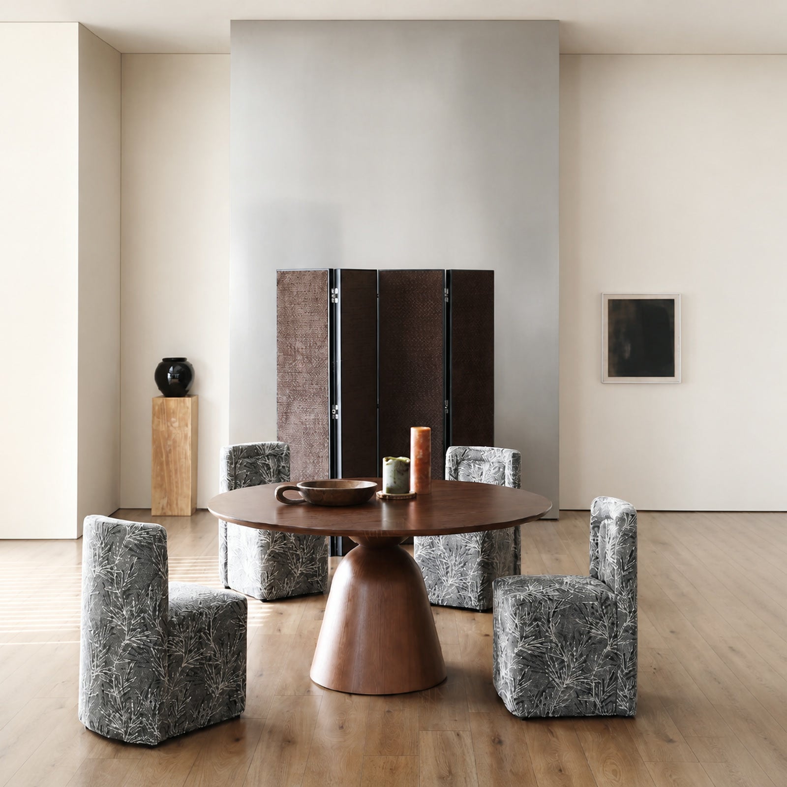 T754 T754 Dining Table — view 02