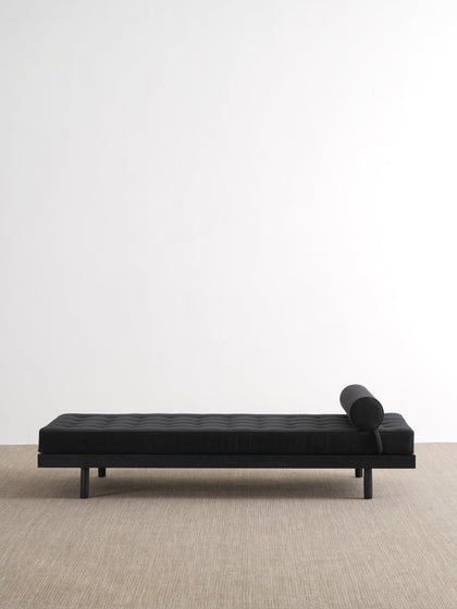 A00008 A00008 Bench — view 13