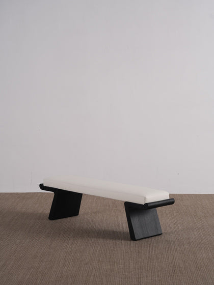 A00077 A00077 Bench — view 01