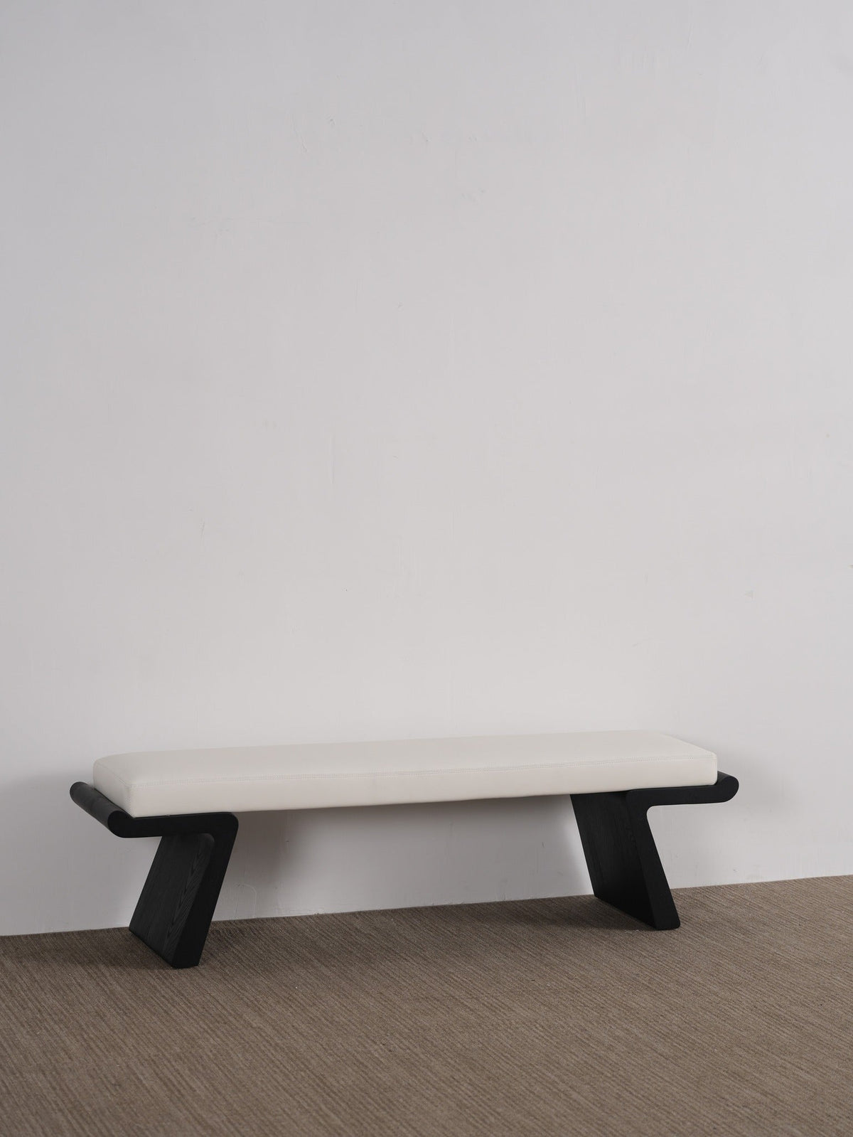 A00077 A00077 Bench — view 02