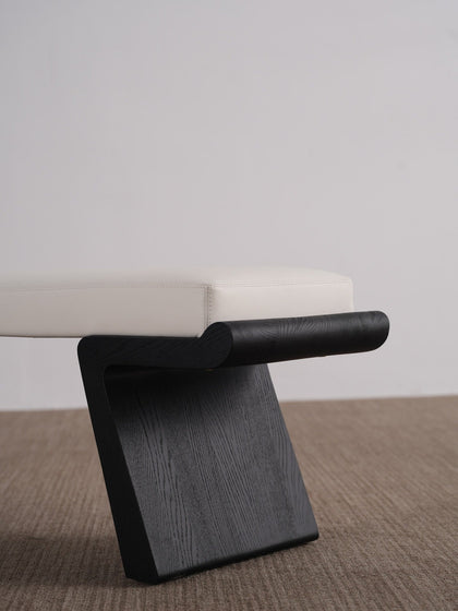 A00077 A00077 Bench — view 05