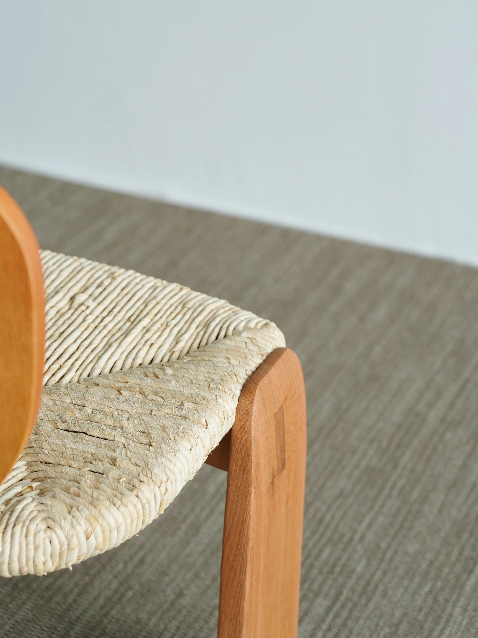 One silhouette. Your dimensions, comfort and finish.