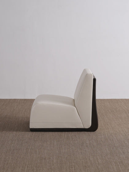 A00023 A00023 Lounge Chair — view 02