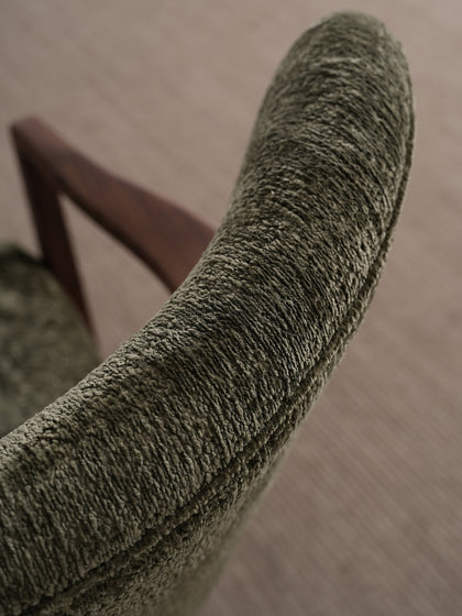 A00041 A00041 Lounge Chair — view 09