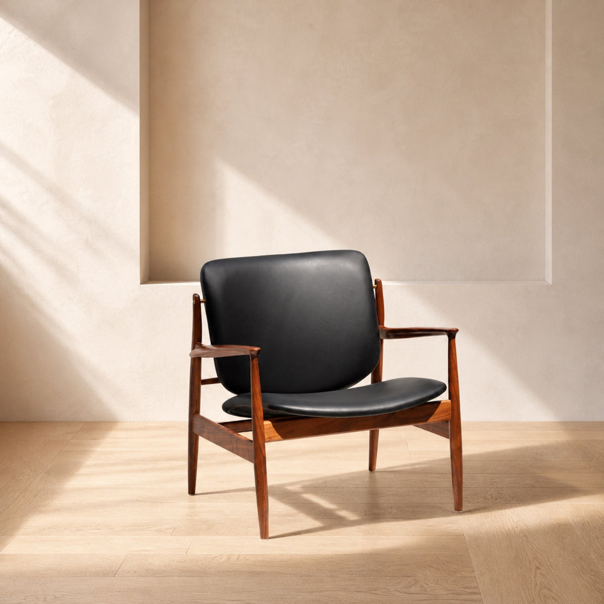 Enna Lake Lounge Chair