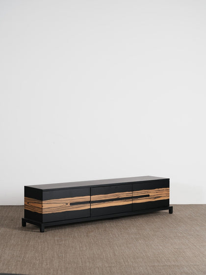 A00079 A00079 Media Console — view 05