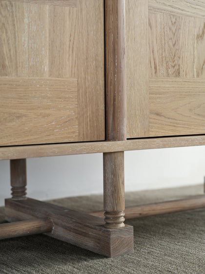A00032 A00032 Sideboard — view 08