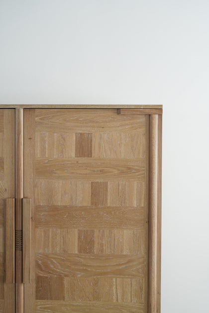 A00032 A00032 Sideboard — view 13