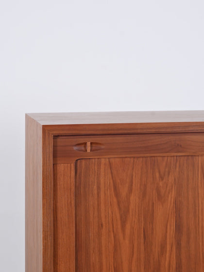 A00037 A00037 Sideboard — view 06