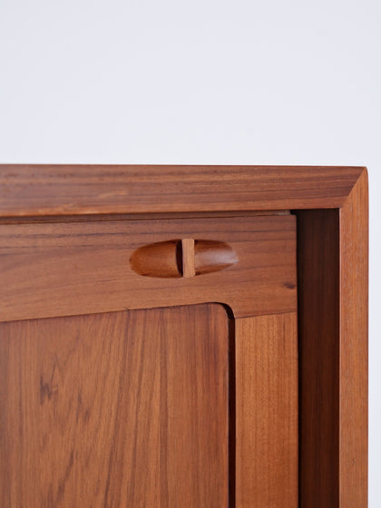 A00037 A00037 Sideboard — view 16