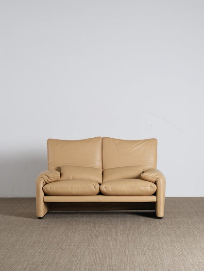 A00038 A00038 Sofa — view 14