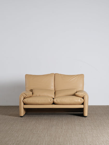 A00038 A00038 Sofa — view 24