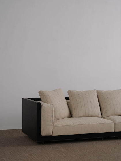 A00051 A00051 Sofa — view 04