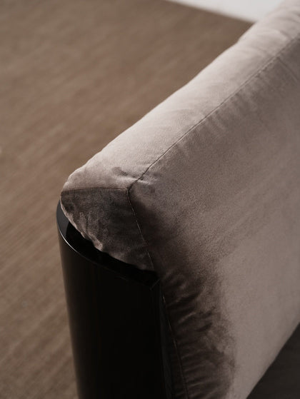 A00061 A00061 Sofa — view 06