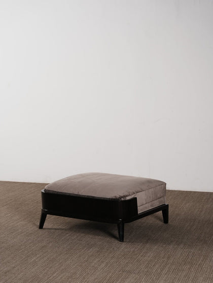 A00061 A00061 Sofa — view 08