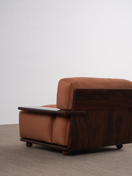 A00063 A00063 Sofa — view 01