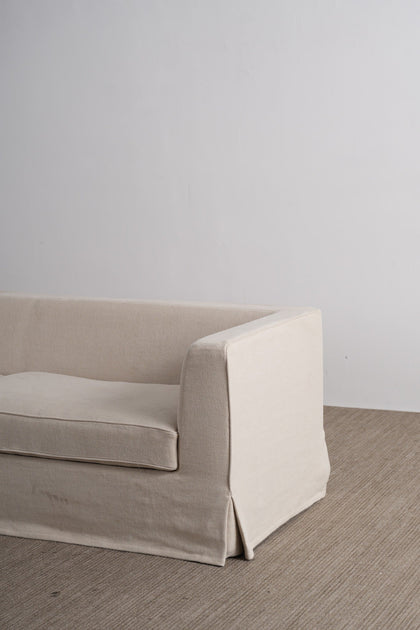 A00069 A00069 Sofa — view 03