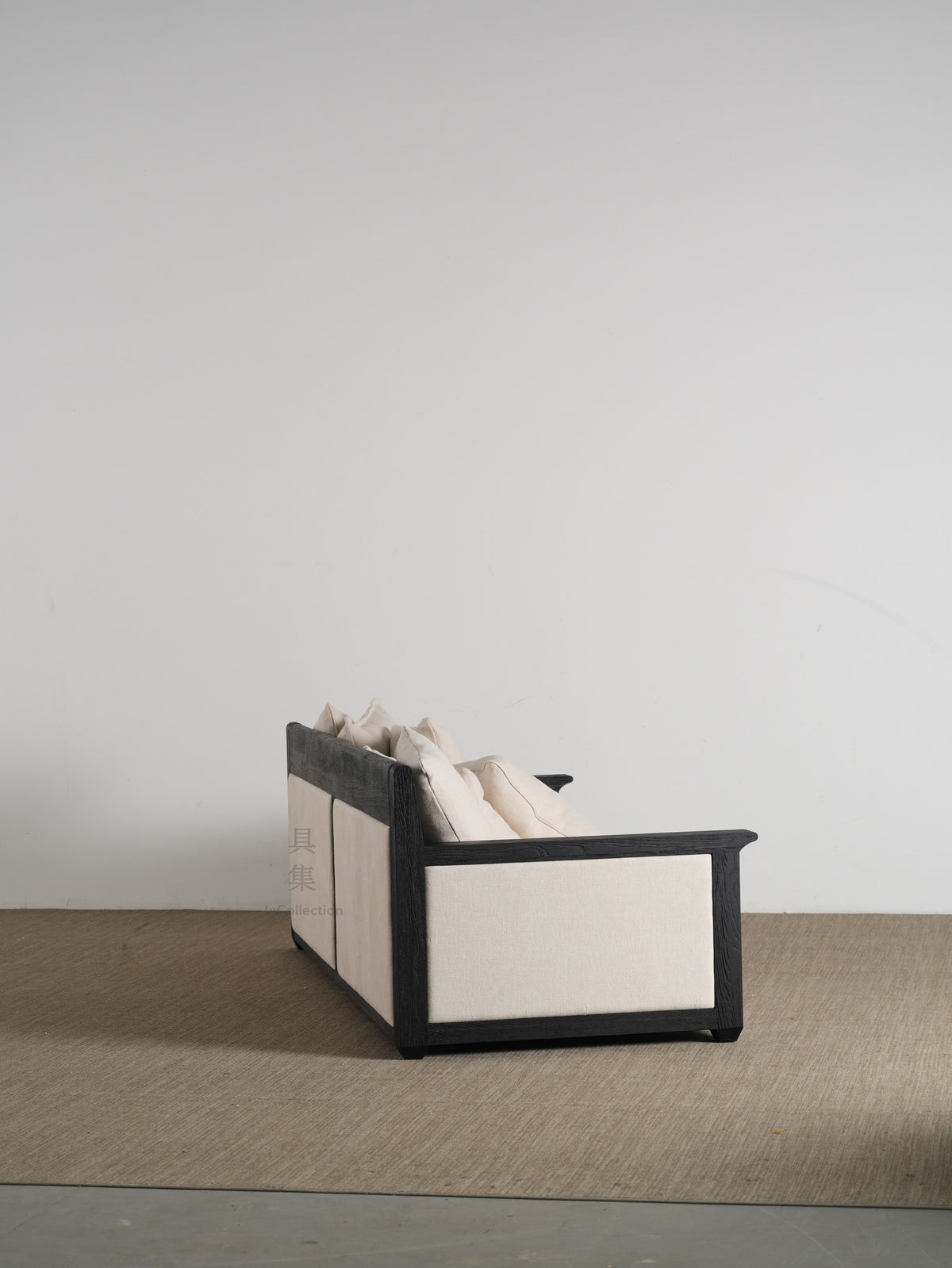 One silhouette. Your dimensions, comfort and finish.