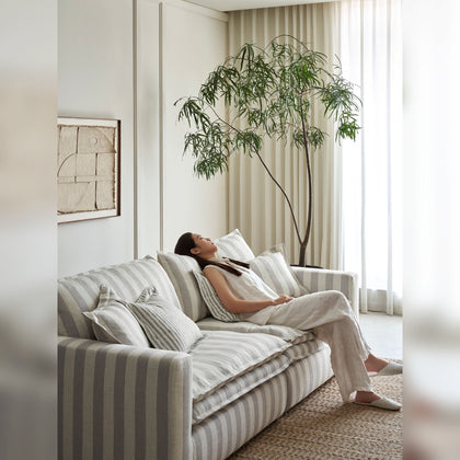 A00019 A00019 Sofa — view 06