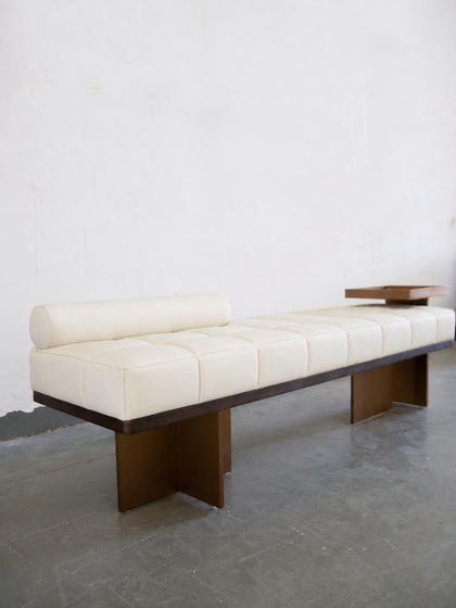 A00097 A00097 Bench — view 05