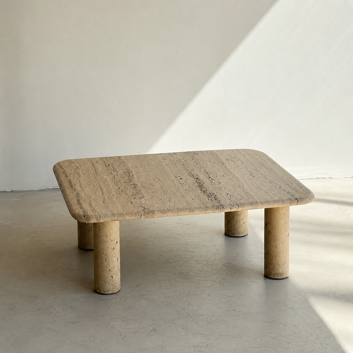 One silhouette. Your dimensions, comfort and finish.