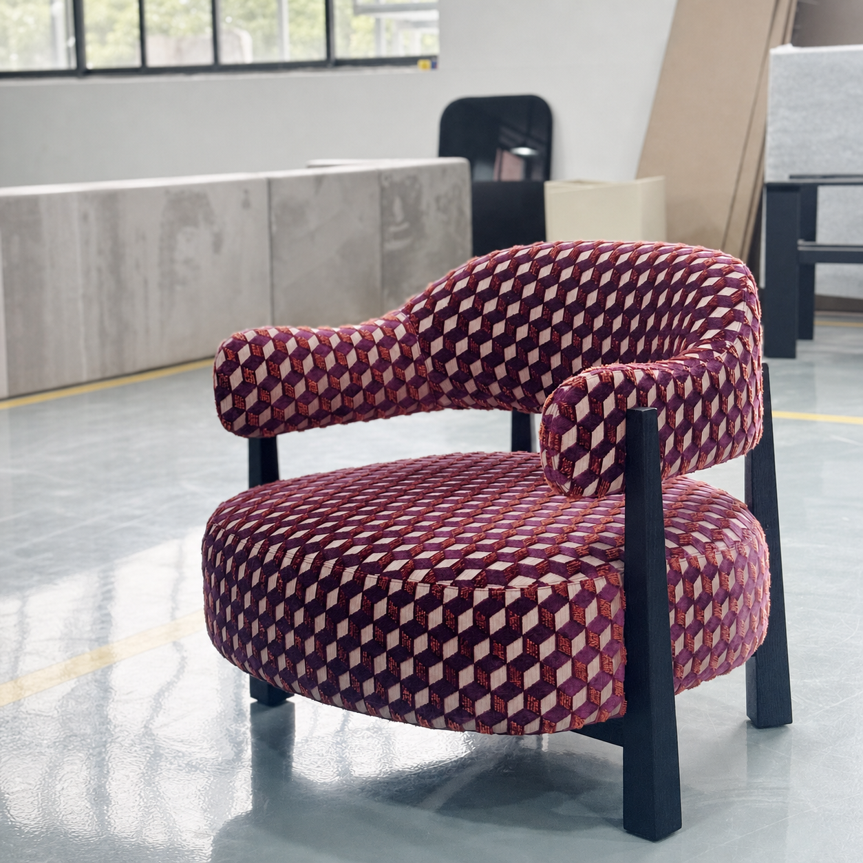 One silhouette. Your dimensions, comfort and finish.