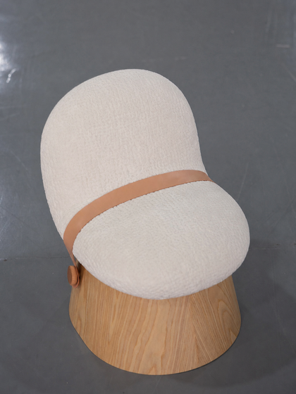 A00101 A00101 Lounge Chair — view 04