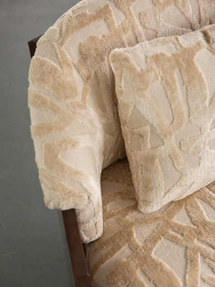 A00114 A00114 Lounge Chair — view 04