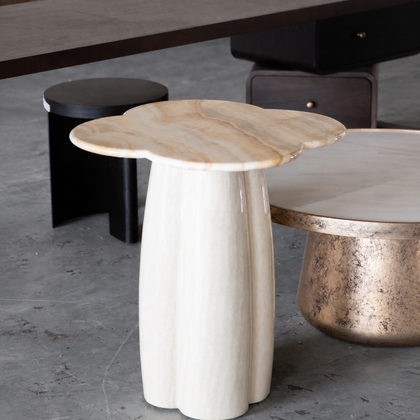 A00033 A00033 Side Table — view 04