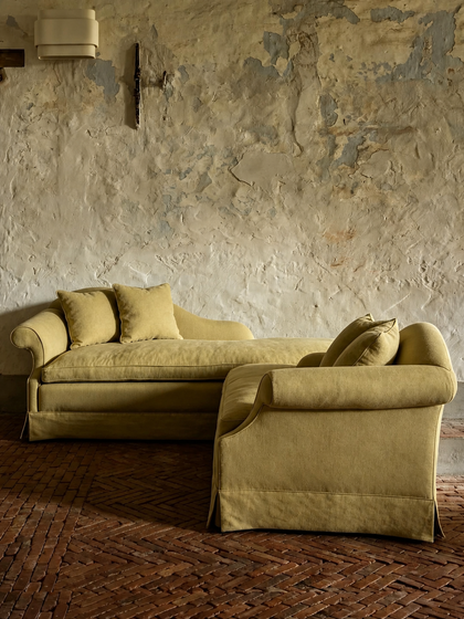 A00081 A00081 Sofa — view 05