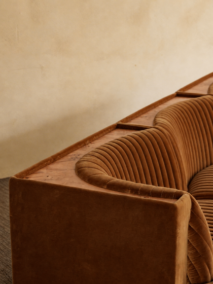A00118 A00118 Sofa — view 04