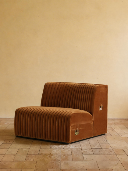 A00118 A00118 Sofa — view 06