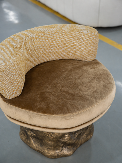 A00117 A00117 Stool — view 05