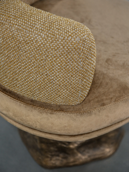 A00117 A00117 Stool — view 06