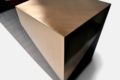 Aurelia Arc Cabinet — interior view 07