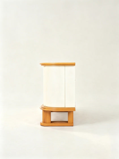 Halo Arc Decorative Object — interior view 05