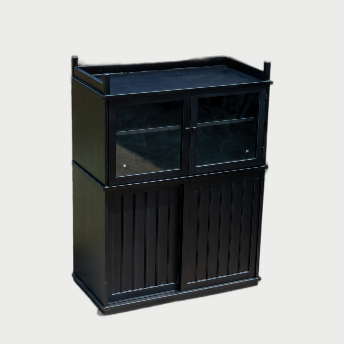 Sable Bay Cabinet — neutral background 01