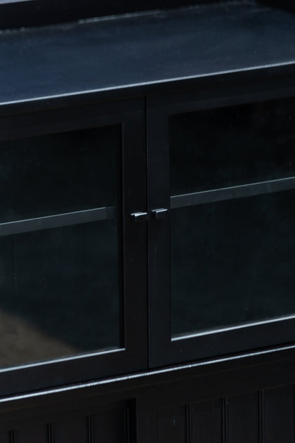 Sable Bay Cabinet — interior view 08