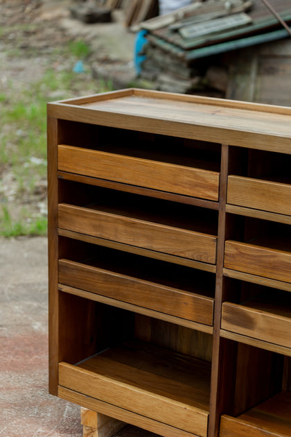 Solace Bay Cabinet — interior view 07