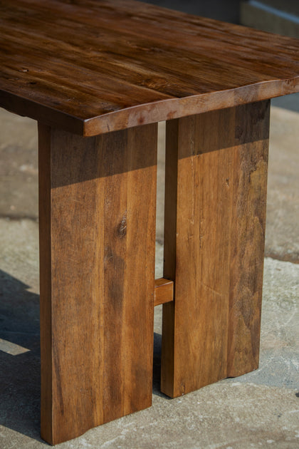 Cove Bloom Decorative Object — interior view 07
