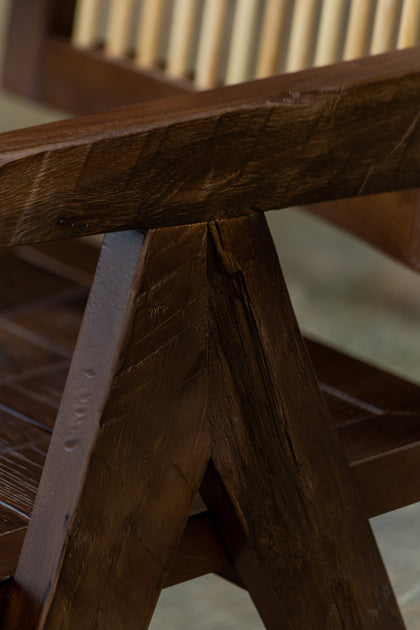 Iris Bloom Lounge Chair — interior view 05