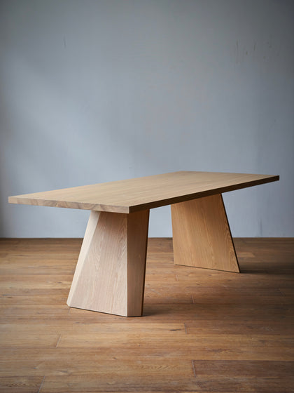 Vale Bloom Decorative Object — interior view 03