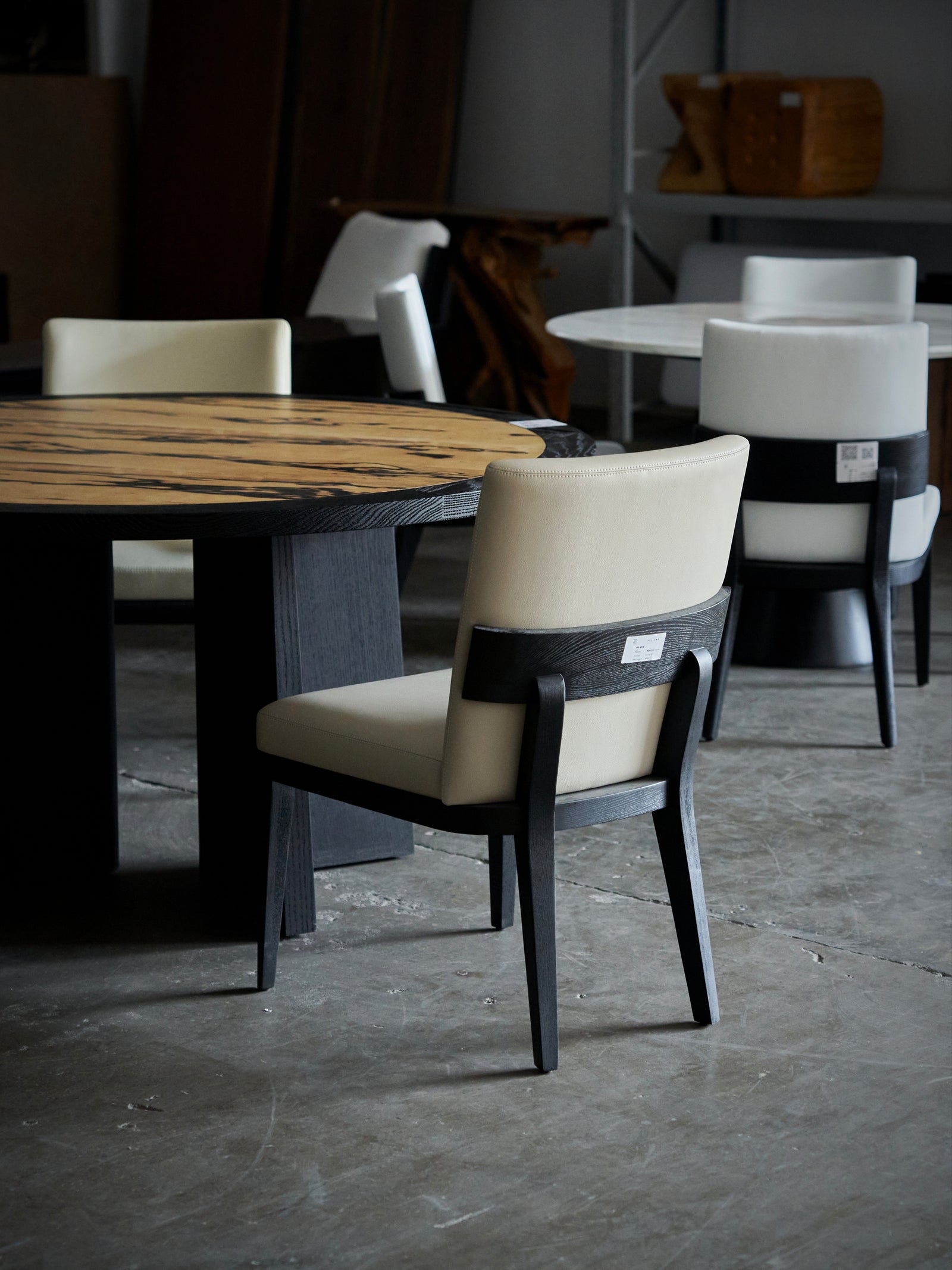 One silhouette. Your dimensions, comfort and finish.