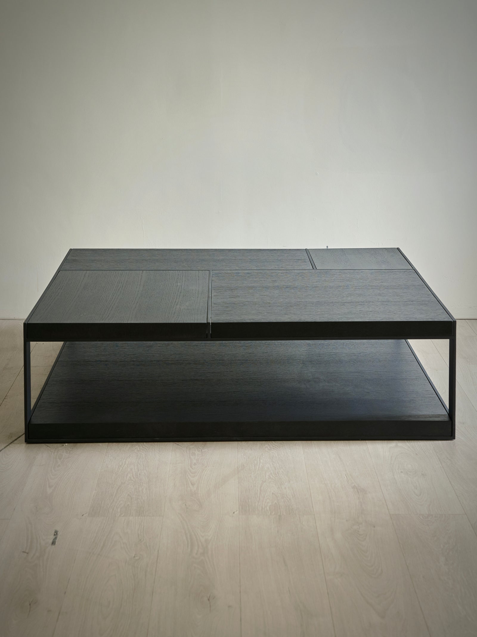One silhouette. Your dimensions, comfort and finish.