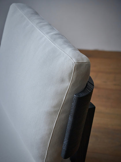 Juniper Crest Lounge Chair — interior view 08