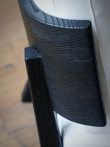 Juniper Crest Lounge Chair — interior view 09