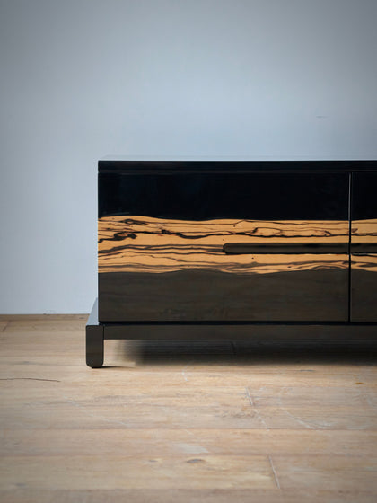 Linden Crest Media Console — interior view 04